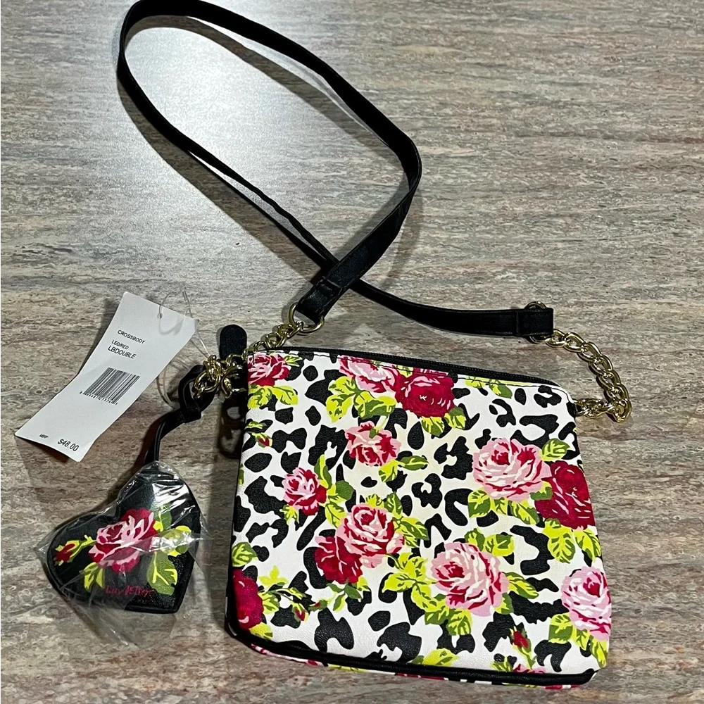 NWT Luv by Betsey Johnson Leo Red LB Double crossbody bag w/ Heart ♥️ keychain - Picture 5 of 16